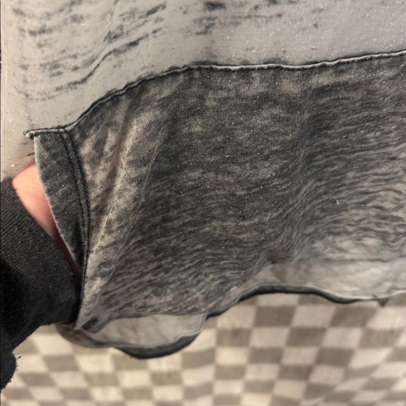 Teens Apparel Women’s Green Bay Packers Long Sleeve Hooded Shirt Size L or 11-13 - Picture 6 of 12